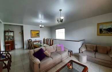 Imagem: Casa - 323 m² - Jardim das Indústrias