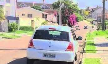 Imagem 2: Casa para Locação em Curitiba, Capão da Imbuia, 2 dormitórios, 1 banheiro, 1 vaga