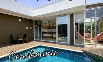 Imagem 2: Parque Residencial Damha IV - Casa com 3 suítes, piscina e escritório para aluguel mobilia