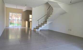 Imagem 3: Casa Triplex para venda possui 146m² com 3 quartos, sótão com terraço ao lado Ipanema