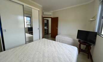 Imagem 6: Casa de condomínio para venda possui 223 metros quadrados com 4 quartos