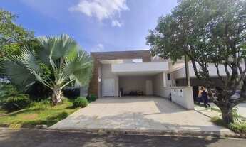 Imagem 2: Casa Condominio Assobradada - 4 suítes - 4 vagas de Garagem