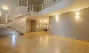 Imagem 4: Casa de condomínio para aluguel tem 525 metros quadrados com 4 quartos