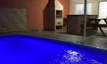 Imagem 3: Vendo casa com piscina