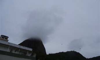 Imagem 3: Apartamento de 160 metros quadrados no bairro Urca com 4 quartos