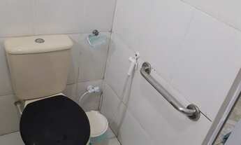 Imagem 5: Aluga_se kit Net Marambaia mobiliado,com frigobar,cama de solteiro,mesa com 2cadeiras