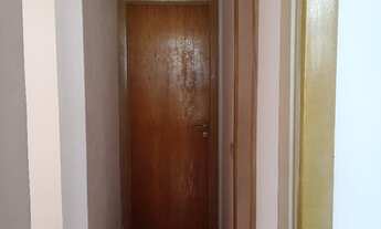 Imagem 4: Apto com ótimo preço, vazio, montado, c/2 qts, junto a praia, no Ingá