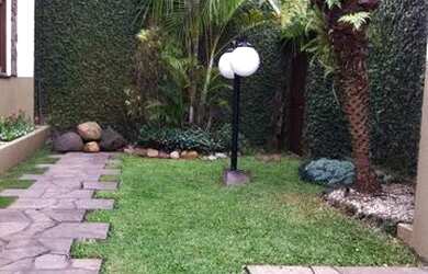 Imagem 2: Sobrado Triplex Mobiliado, Residencial e Comercial, 308m², Uberaba