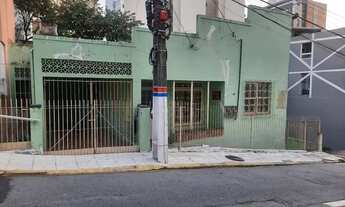 Imagem: Casa comercial ou residencial ao lado do