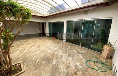 Imagem 2: Casa para aluguel possui 219 m² com 4 quartos em Vila Santo Antônio - Americana - SP