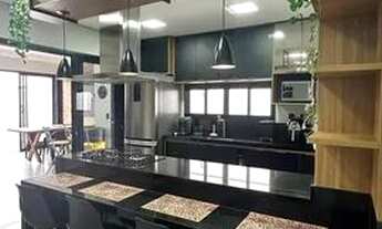 Imagem 5: Casa Semi- Mobiliada de condomínio com 3 suítes, sendo 1 máster para alugar, 153 m² por R