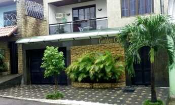 Imagem 2: Prédio com quatro apartamentos na 25 de Agosto