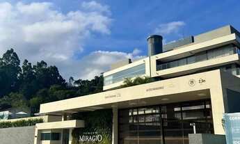 Imagem 3: Apartamento 3 Suítes Cacupé