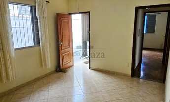 Imagem 2: Casa - Jardim Ismênia - 4 Dormitórios - 153m²