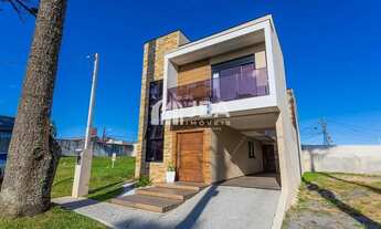 Imagem 2: Sobrado para venda possui 180 metros quadrados com 3 quartos em Pinheirinho - Curitiba - P