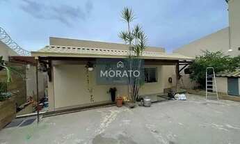 Imagem 2: Casa com 4 quartos sendo 4 suítes com 2 vagas de garagem no bairro Inconfidentes