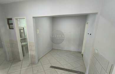 Imagem 6: Casa (Fundos) para Alugar na Cidade Industrial 1 Quarto, Churrasqueira