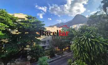 Imagem: Casa de rua Duplex / Residencial / Vila