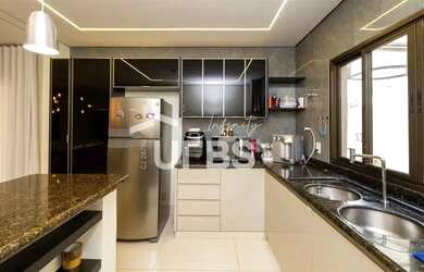 Imagem 9: Sobrado no Condomínio Portal do Sol II