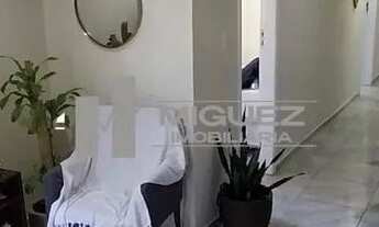 Imagem 3: Rua Santa Maria do Rosselo, Tijuca, vizinho à Rua Uruguai. Casa à venda com 04 quartos, nu