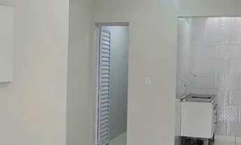 Imagem 2: Kitnet com 1 dormitório para alugar, 20 m² por R$ 1.000,00/mês - Jardim Albatroz - Bertiog