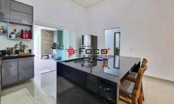 Imagem 4: Casa térrea - Condomínio Terras do Vale - Caçapava - 3 Dormitórios - 158m²