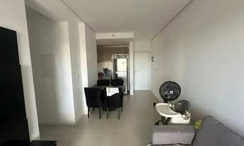 Imagem 2: Vendo Apto no Ed. Montfort, c/ 2 quartos, sendo 1 suíte, sala de estar/jantar, cozinha e 2