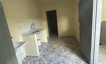 Imagem 2: Alugo apto/kitnet QR 415 cj 14 direto prop