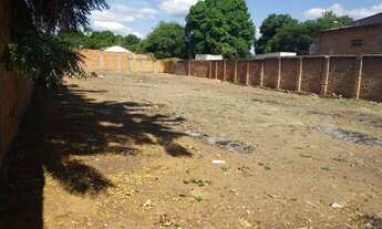 Imagem 5: Lote no centro de Januária-MG