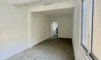 Imagem 4: VENDO SALA NA AVENIDA AGUANAMBI