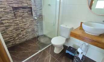 Imagem 2: Casa no Condomínio Arumã - 3 Suítes e 5 Banheiros, 338m2