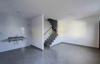 Imagem 4: Linda Casa Duplex em São Francisco Quintal Privativo e Conforto para sua Família!