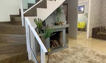 Imagem 1: Duplex com Piscina no cassino