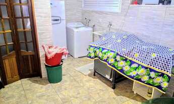 Imagem 4: Sobrado para aluguel possui 225 metros quadrados com 3 quartos