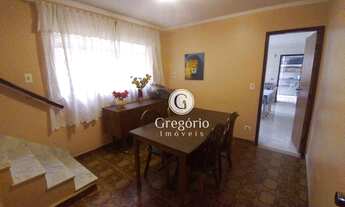 Imagem 5: Excelente Sobrado com 03 dormitórios, sendo 01 suíte com varanda e 02 vagas, em localizaçã