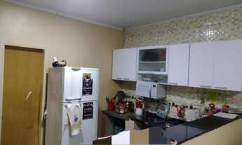 Imagem 2: 3 casas + terreno