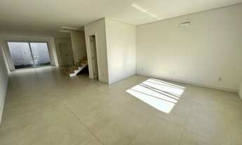 Imagem 4: Condomínio Murano Praia com águas cristalinas