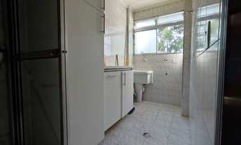 Imagem 5: Apartamento no Gopouva 80m² 3 Dormitórios sendo 1 suíte 1 vaga coberta Portaria e salão de