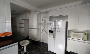 Imagem 7: Apartamento para aluguel tem 351 metros quadrados com 4 quartos