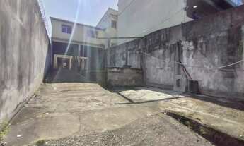 Imagem 3: Terreno com 03 construções / com possibilidade real para ser uma condominio de vilas de ca