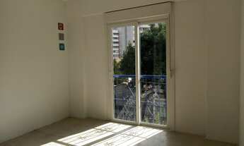 Imagem 2: Sobrado para venda tem 220 metros quadrados com 3 quartos em Vila Pompéia - São Paulo - Sã