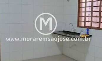 Imagem 7: Casa para Venda em São José dos Campos, Jardim Uirá, 2 dormitórios, 1 banheiro, 2 vagas