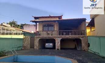 Imagem: Casa com piscina, 03 quartos (suíte), quintal