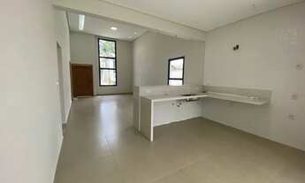 Imagem 2: Casa de condomínio térrea para venda tem 150 metros quadrados com 3 quartos