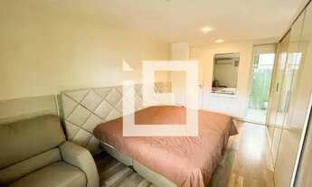 Imagem 5: RECREIO - FRENTE - VARANDÃO COM CORTINA DE VIDRO - SALÃO 3 AMBIENTES - MOBILIADO - 117M²