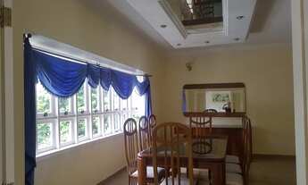 Imagem 7: Lindo e imponente sobrado à venda no Condomínio Marambaia em Vinhedo/SP