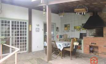 Imagem 1: Casa à venda, 4 quartos, 1 suíte, 2 vagas, Glória - Porto Alegre/RS