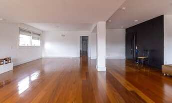 Imagem 7: Apartamento para Venda - 232m², 3 dormitórios, sendo 1 suites, 2 vagas - Petrópolis