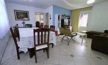 Imagem 2: Casa para venda tem 200 metros quadrados com 4 quartos em América - Joinville - SC