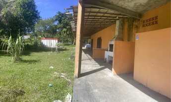 Imagem 2: Terreno na pista em frente ao Arauá